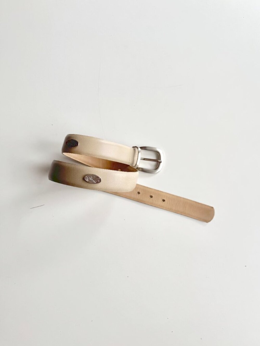 Vintage LANDES Beige Leather Silver Tone Golf Studs Hip Belt, Size S